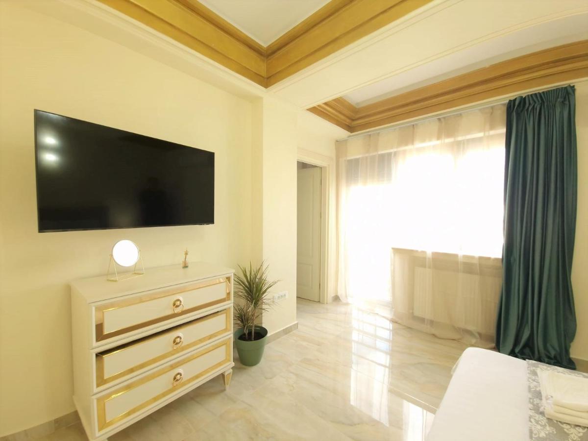 Apartment Laroka House Luxury Center Universitate Bukarest